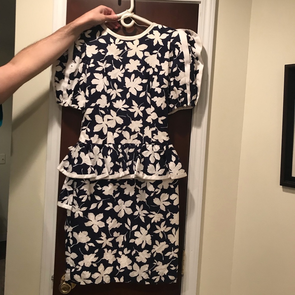 Short blue dress by Julie Buroche